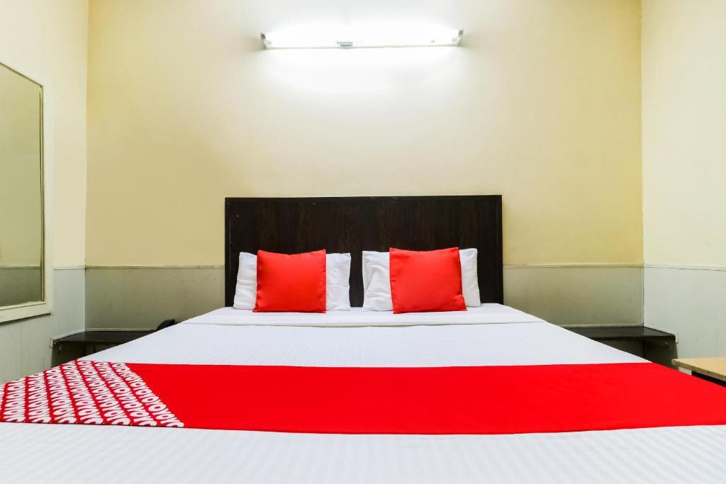 Лудхиана: Oyo Flagship 92815 Hotel Rising Sun