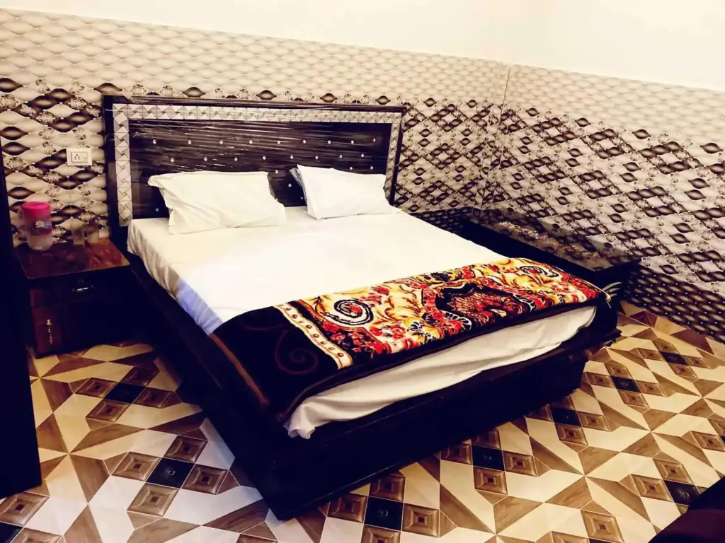 Мератх: OYO 91189 Shanti Guest House