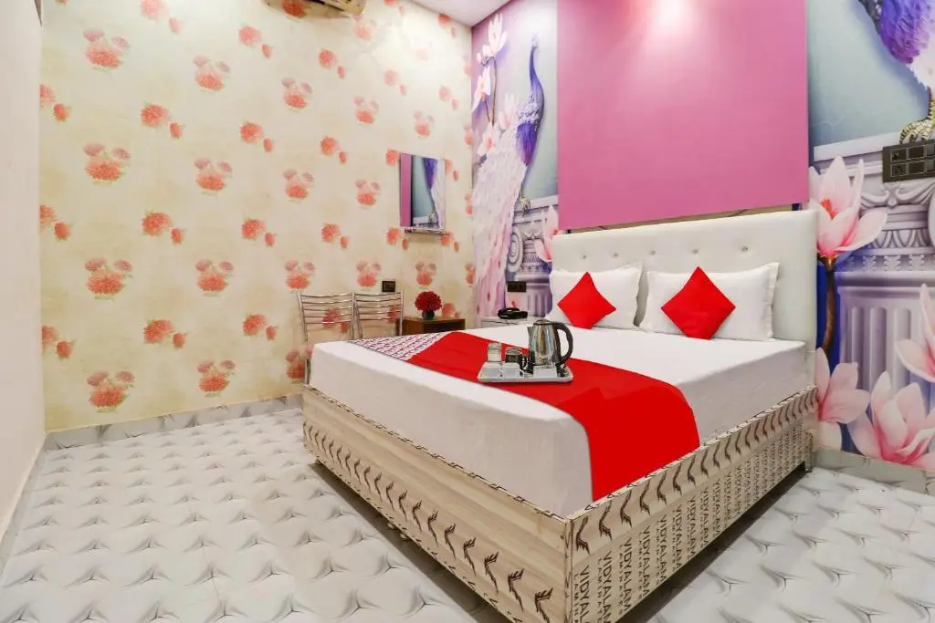 Мератх: OYO Hotel S Chandra