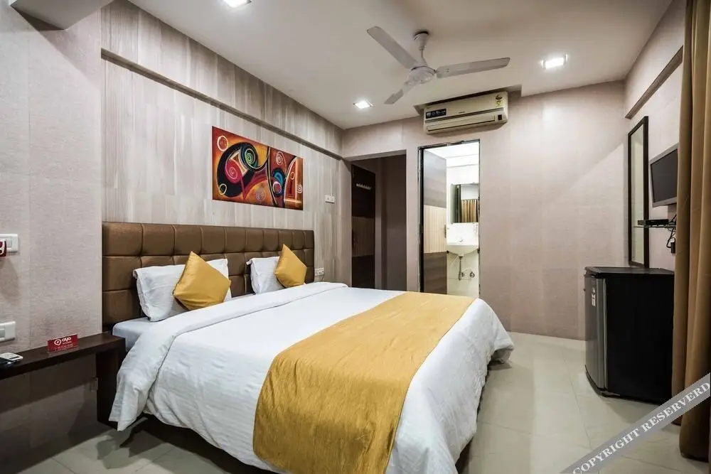 Мумбаи: Lake Bloom Residency Powai