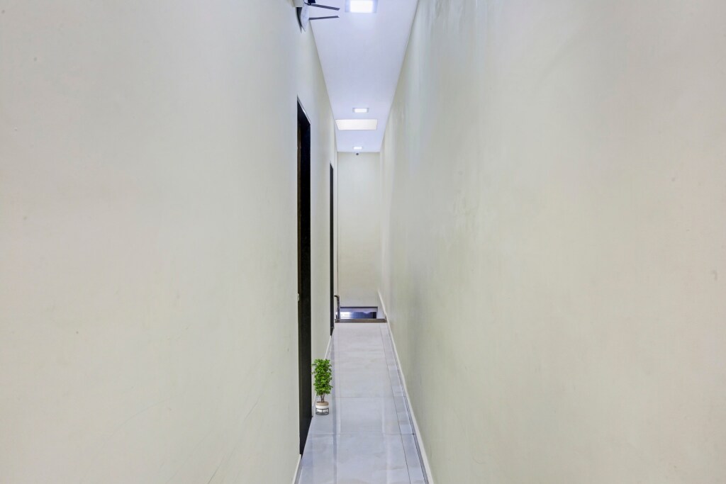 Мумбаи: Oyo 92129 Hotel S K Palace