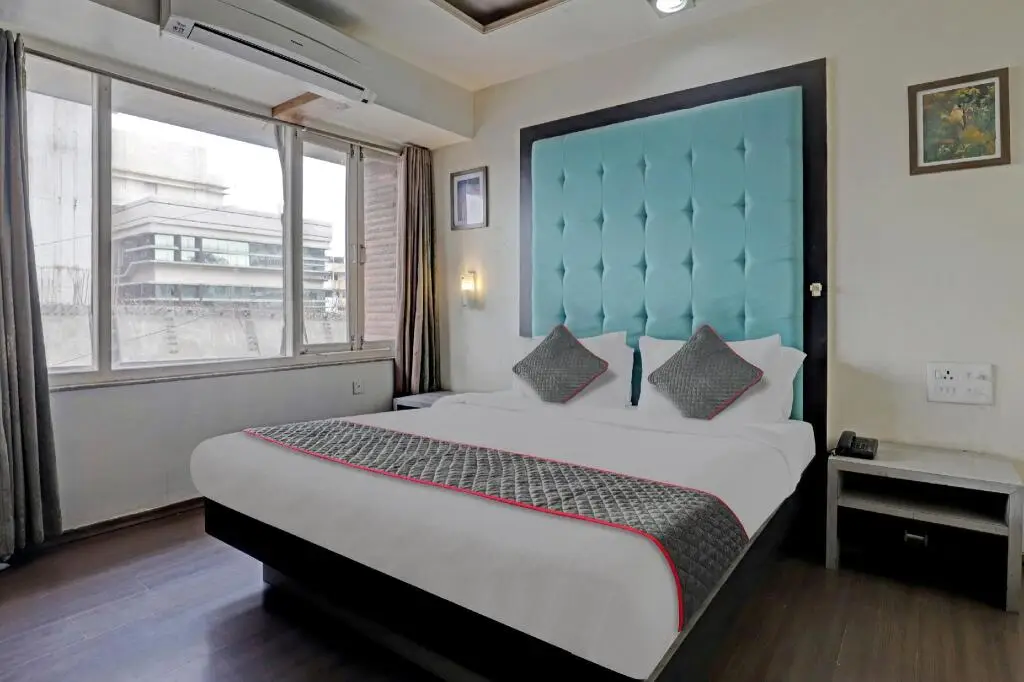 Нагпур: OYO Townhouse 81848 Hotel Dua Continental