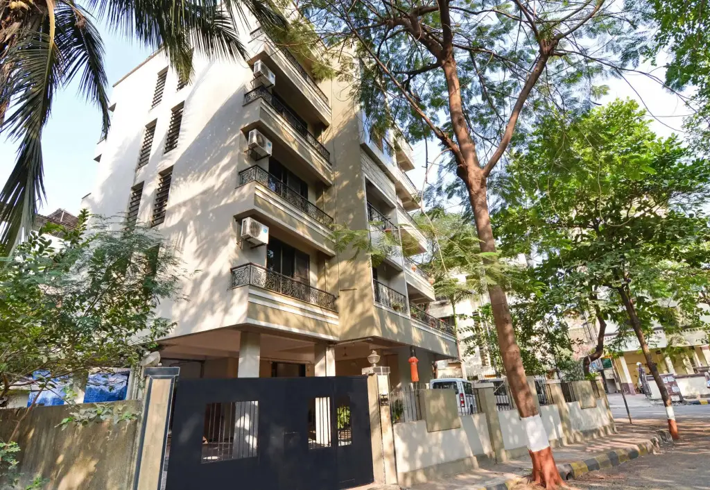 Нави-Мумбай: Oyo 28568 Aishwarya Apartment