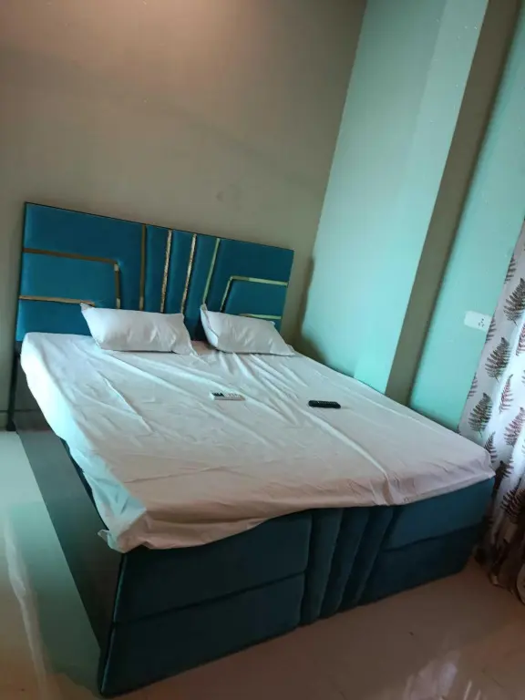 Нимрана: Oyo 89737 Daksh Hotel Nangal Choudhary