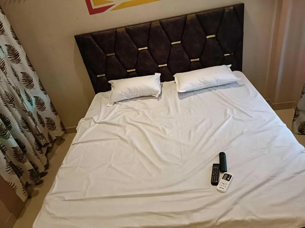 Нимрана: Oyo 89737 Daksh Hotel Nangal Choudhary