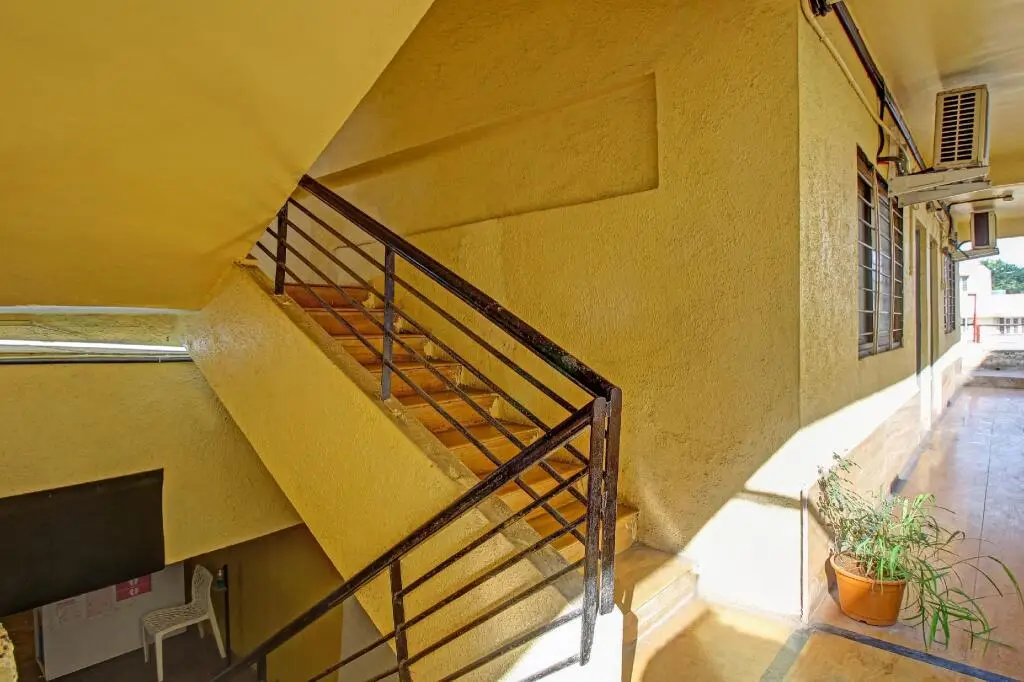 Пимпри-Чинчвад: OYO Home 78031 Ar Rooms