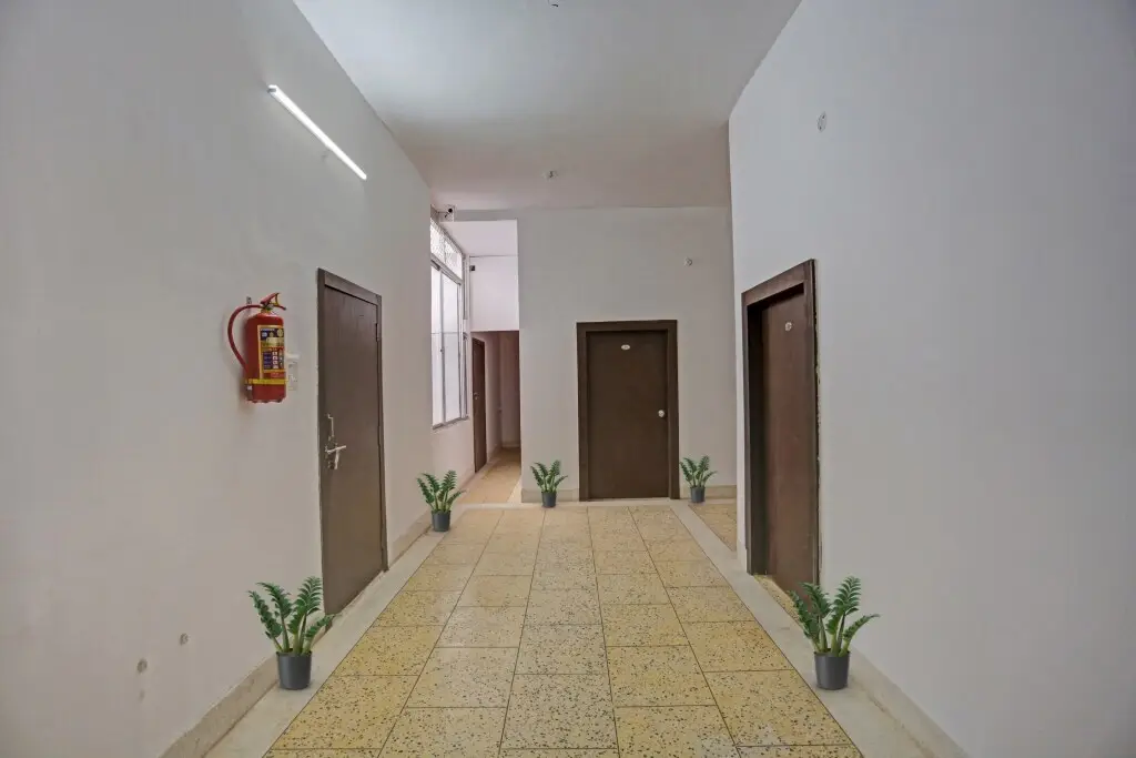 Праяградж: OYO Flagship 90635 Diamond Guest House