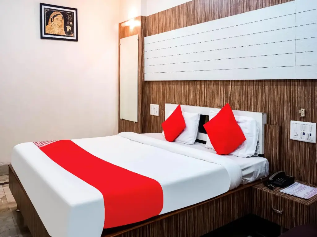 Oyo Flagship Rpr269 Hotel Shubham Palace — фото 1