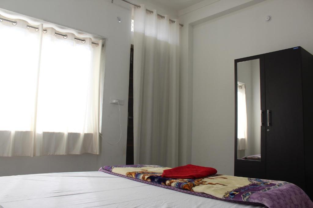 Удаипур: OYO 85590 Choudhary White House