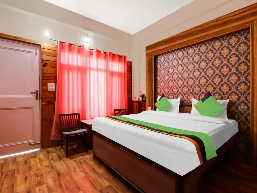Шоги: Century Highland Resort