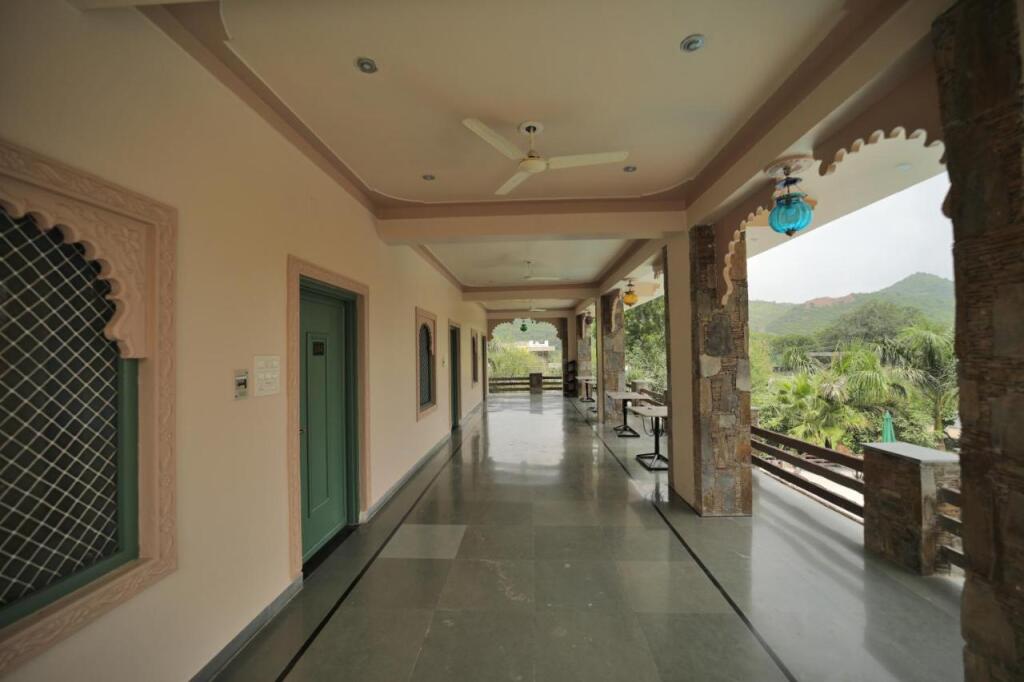 Удаипур: Vache Farm Stay