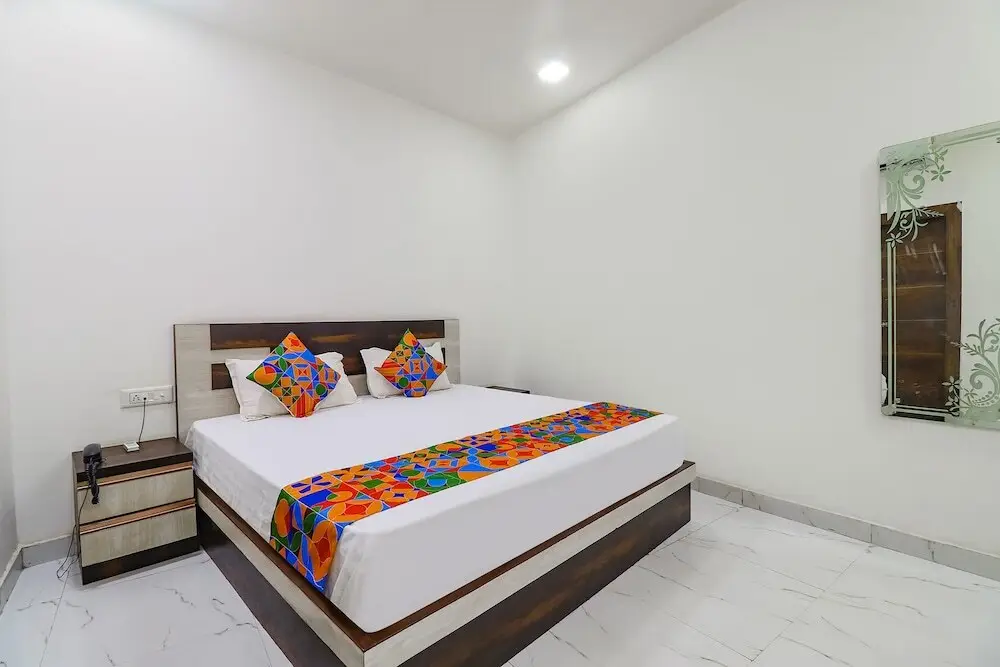 Агра: Fabhotel Chahat Palace
