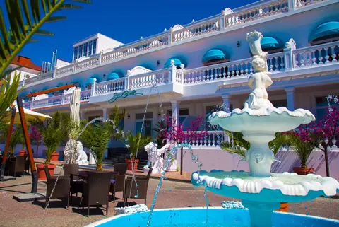 Отель Хрустальный Resort & Spa — фото 1