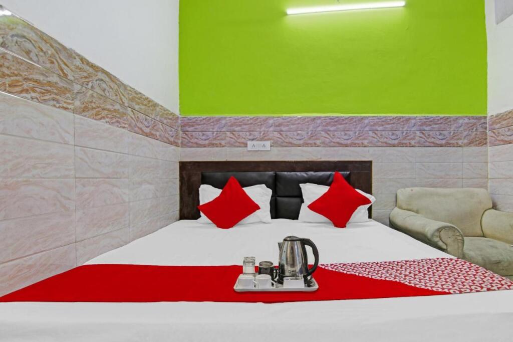 Алипур: OYO 93417 Niketan Guest House