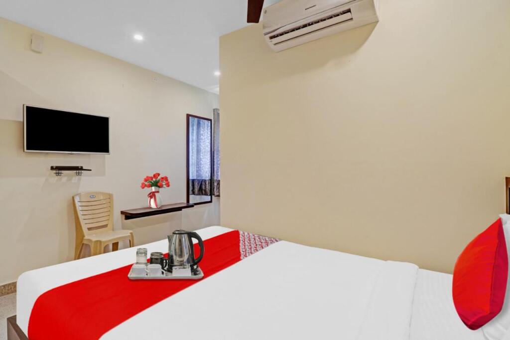 Бангалор: Oyo Flagship 701068 Gn Nelli Suites