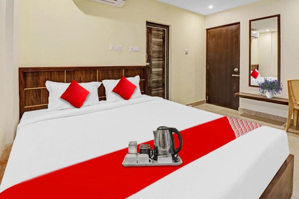 Бангалор: Oyo Flagship 701068 Gn Nelli Suites