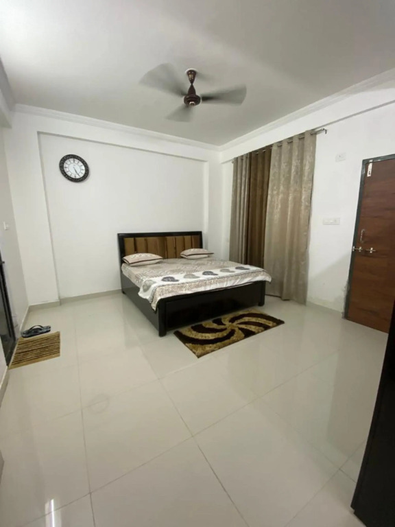 Бхопал: Oyo Home 700061 Shandar Homes