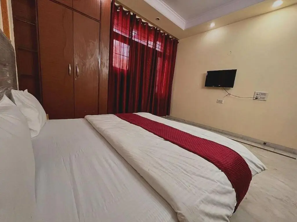 Нью-Дели: Oyo 703859 Hotel Greeno