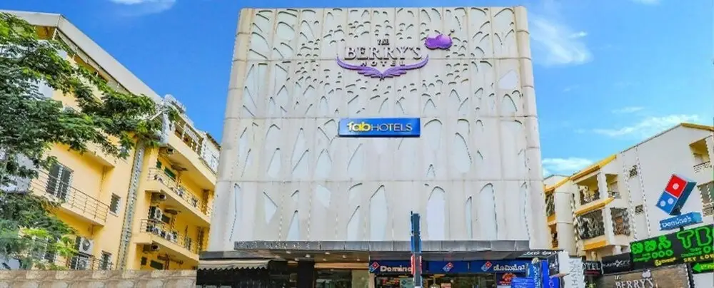 Fabhotel Astra Berry'S — фото 1