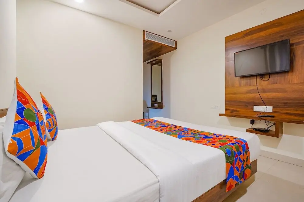 Бангалор: Fabhotel Royal Inn I