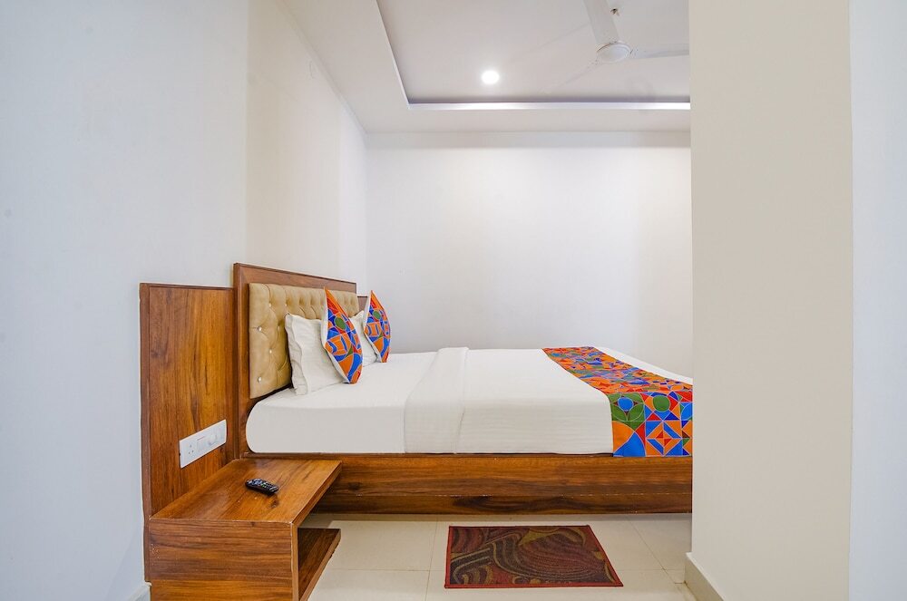 Бангалор: Fabhotel Royal Inn I