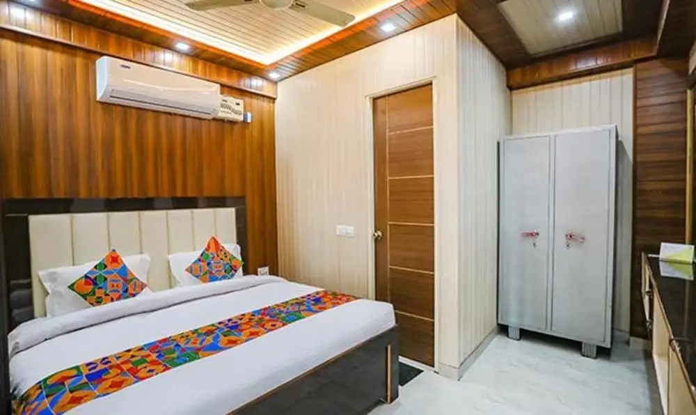 Дехрадун: Fabhotel Jms Residency
