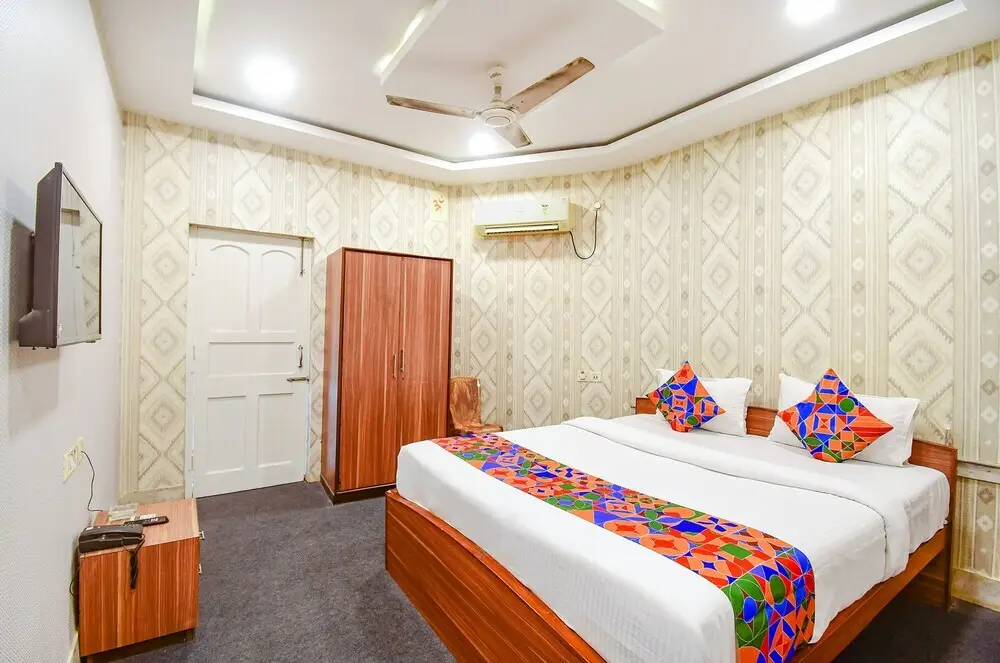 Колката: Fabhotel Saltlake Regency