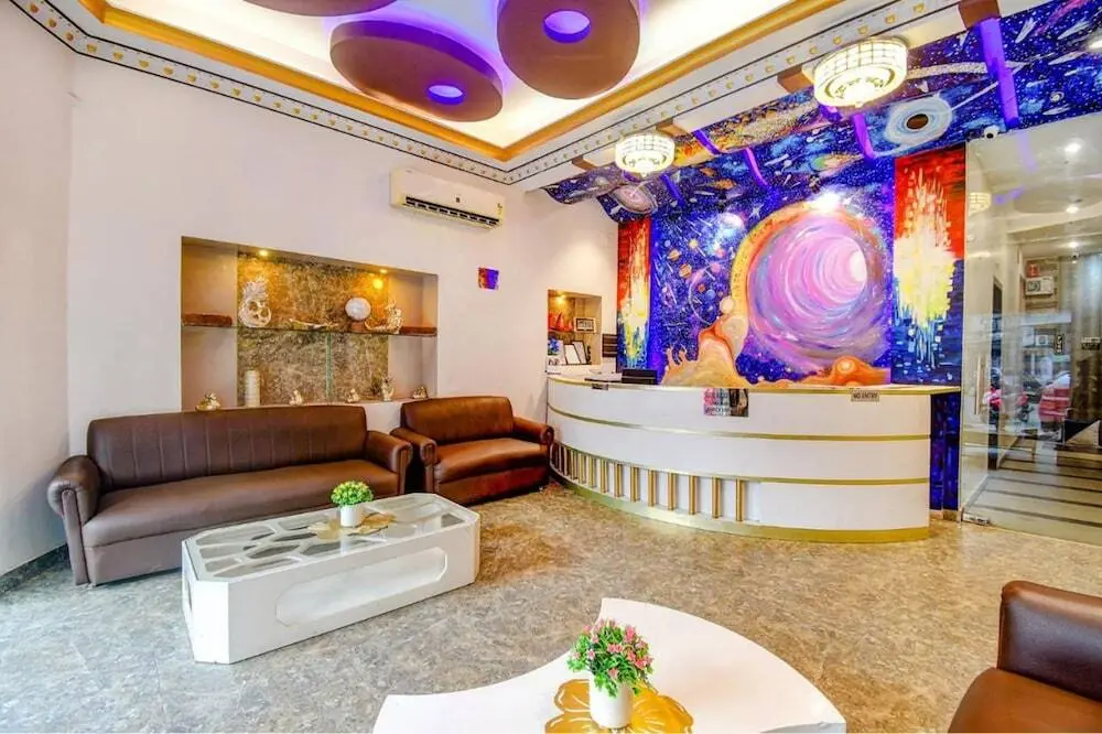 Колката: Fabhotel Prime Rockstar Suites