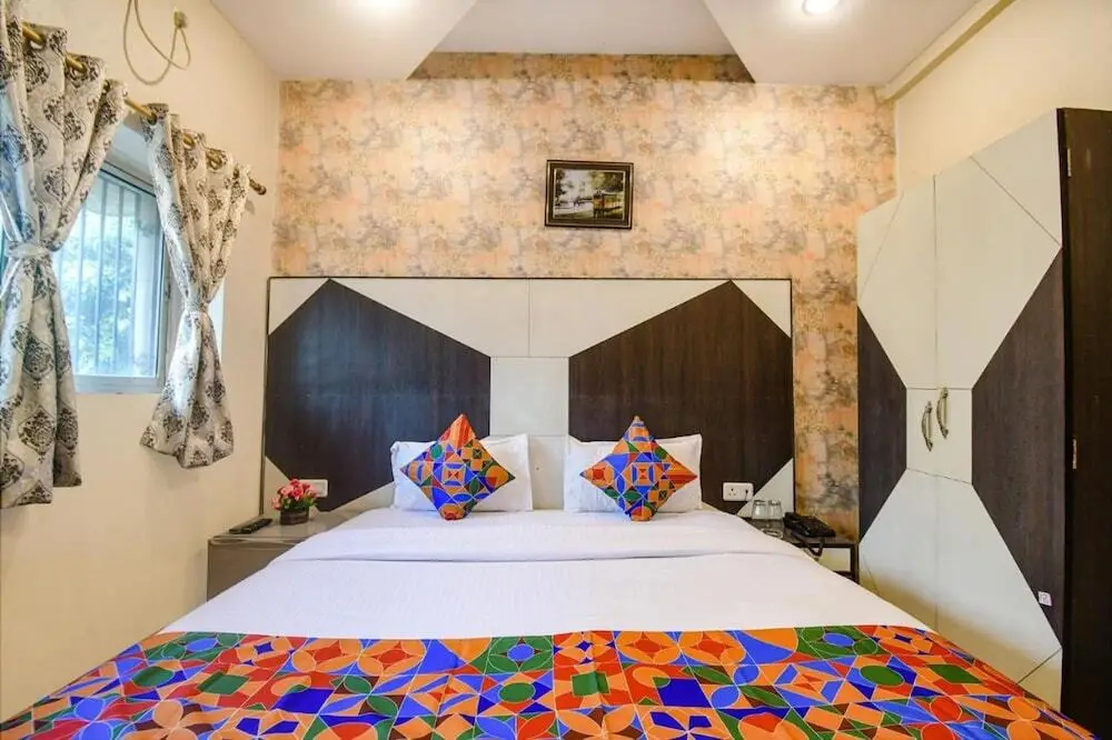 Колката: Fabhotel Prime Rockstar Suites