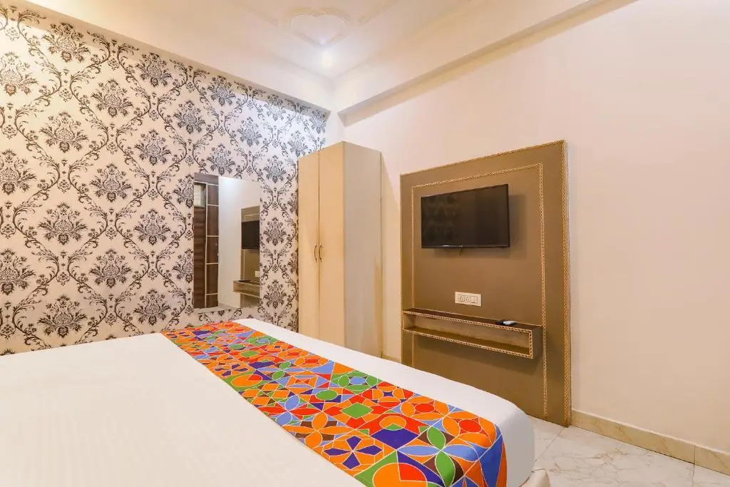 Праяградж: Fabhotel Triveni