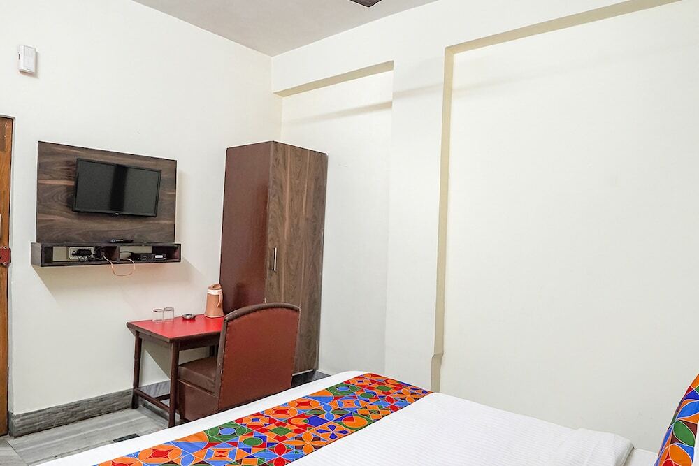 Праяградж: Fabhotel New Shanti