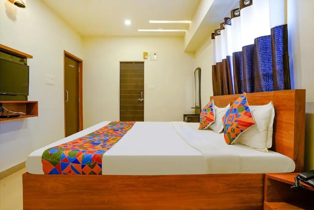 Пуна: Fabhotel Dwarka Lodging & Boarding