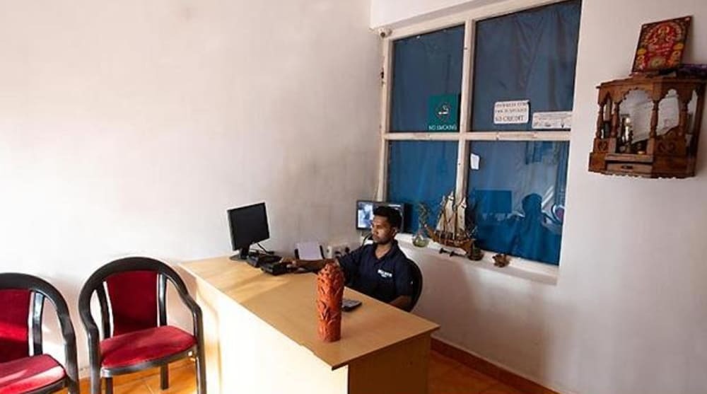 Вагатор: Fabexpress Sea View Apartment