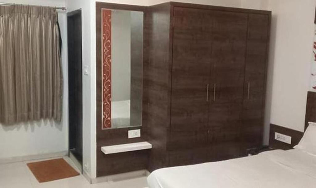 Висакхапатнам: Fabhotel Ak Grand