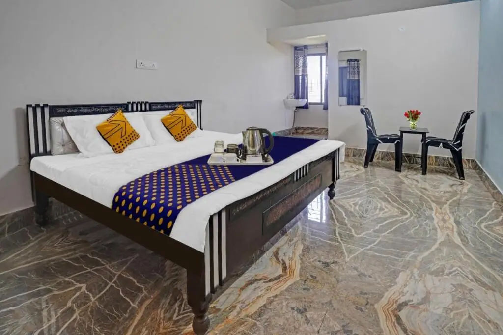 Bilaspur: Oyo 700233 Hotel Rommies Inn