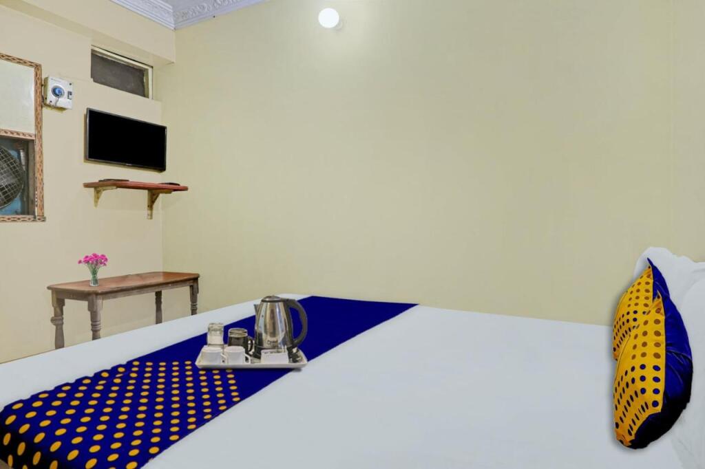 Лакхнау: SPOT ON 700979 Jwala Lodge