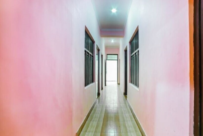 Барейлли: Hotel Kalpana