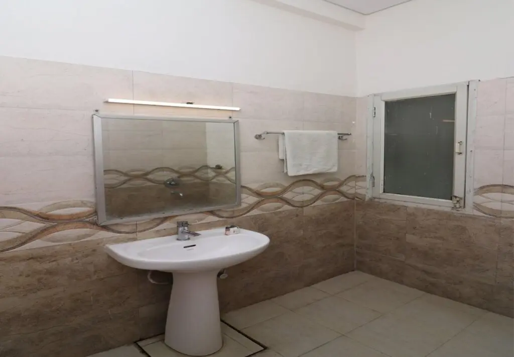 Барейлли: Hotel Uberoi Anand