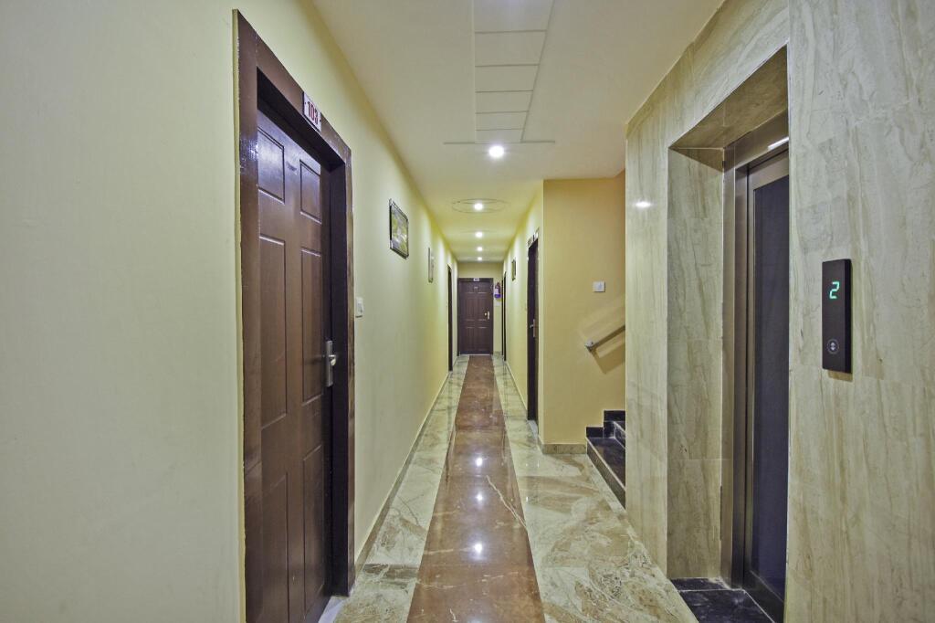 Харидвар: CAPITAL O75964 The Royel Center Hotel