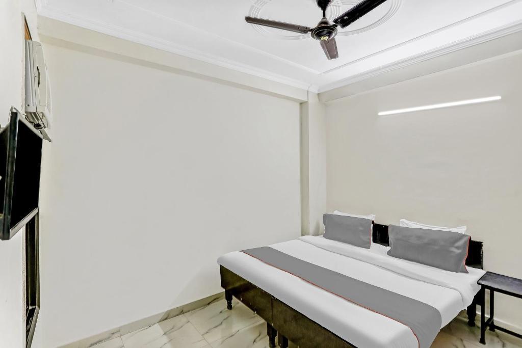 Нью-Дели: Capital O 85143 Jasmine Inn