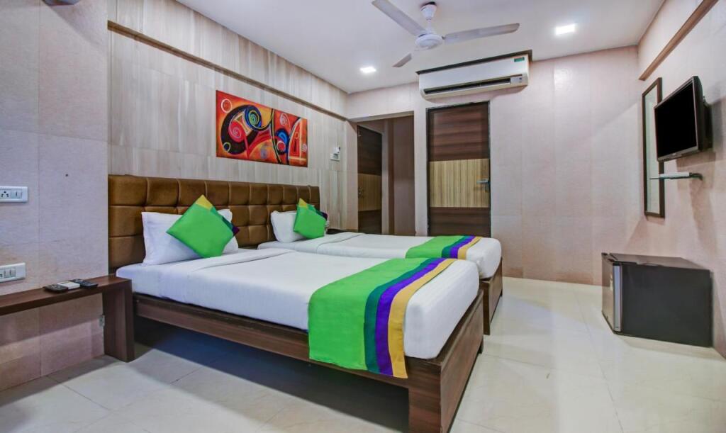 Мумбаи: Treebo Lake Bloom Powai