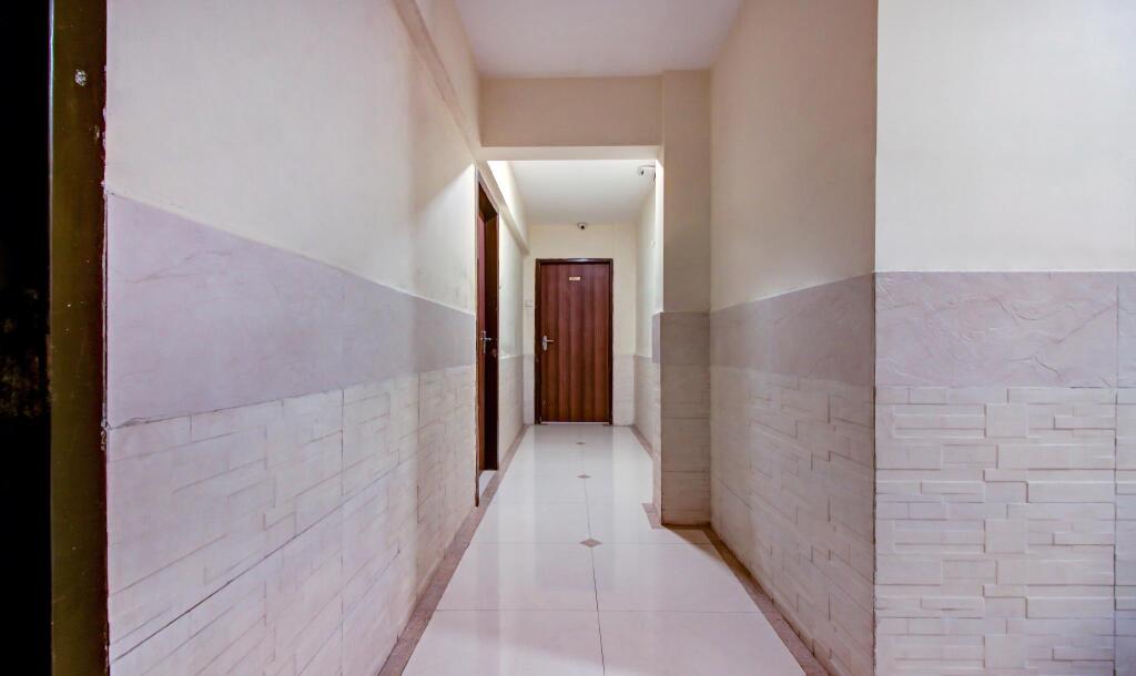 Мумбаи: Treebo Lake Bloom Powai