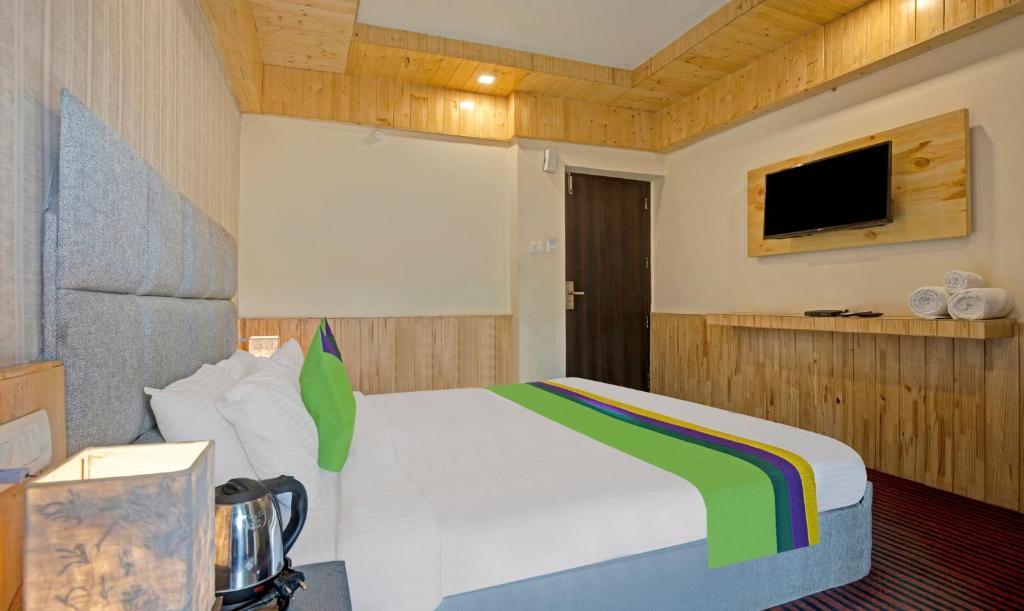 Наинитал: Treebo Kosmos Anamika, 1 Km From Nainital Lake