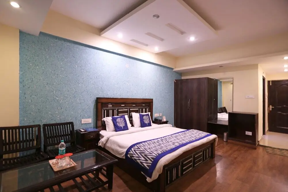 Чамба: Hotel Satyam International