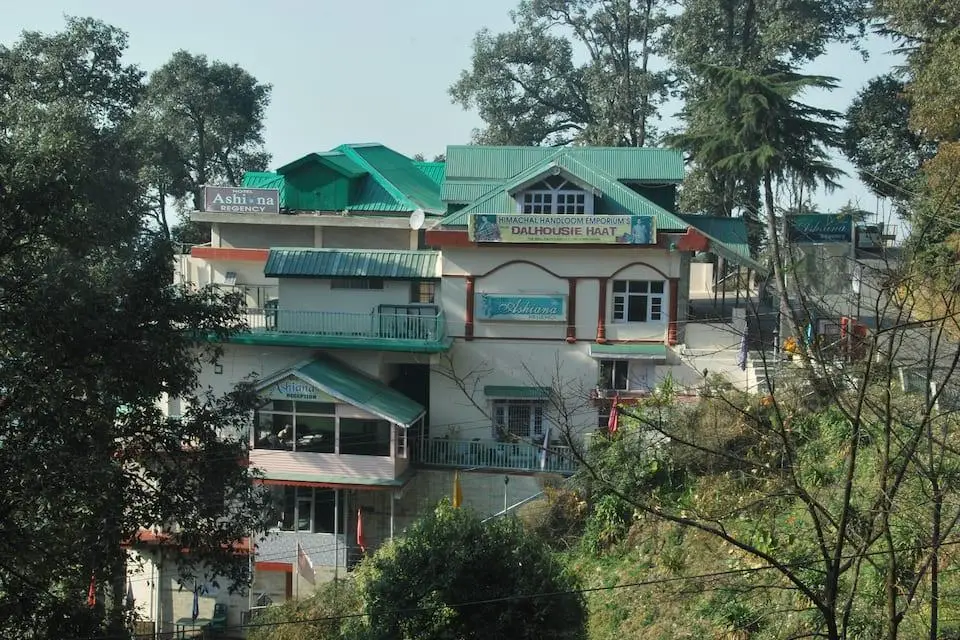 Чамба: Ashiana Regency