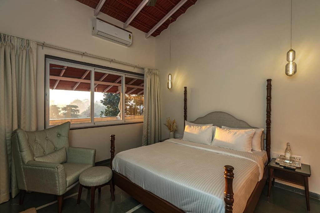 Хандала: SaffronStays Mariposa by the River Sol, Karjat