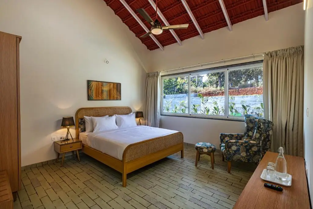 Хандала: SaffronStays Mariposa by the River Montana, Karjat