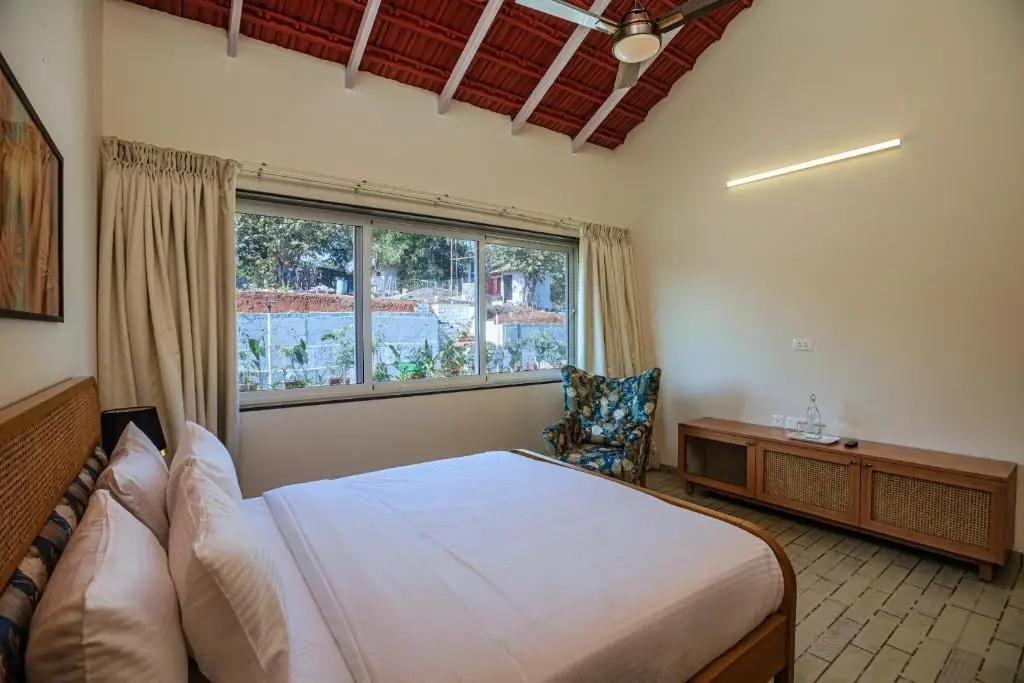 Хандала: SaffronStays Mariposa by the River Montana, Karjat