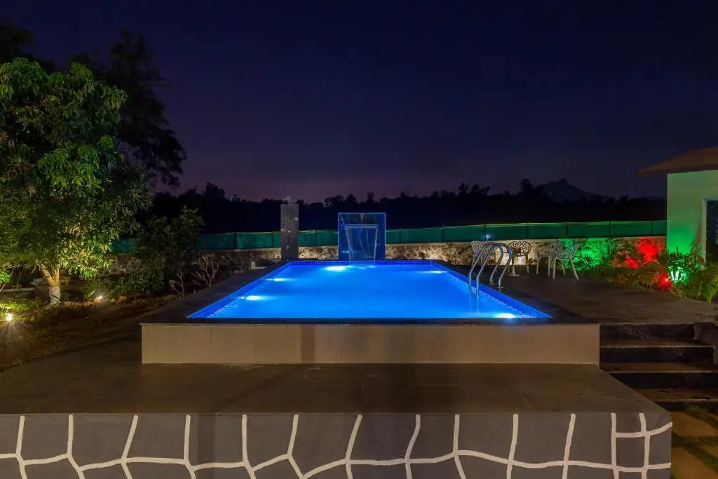 Хандала: Saffronstays Apricus Farm, Karjat