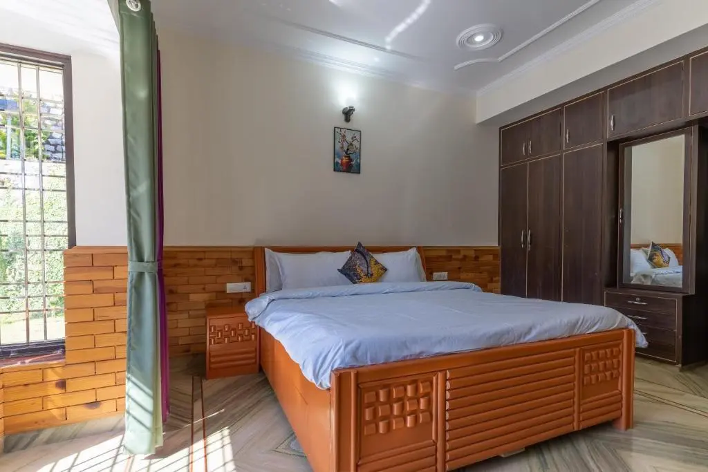 Наинитал: Saffronstays Willow Castle, Bhimtal - Pet-Friendly Home Near Bhimtal Lake